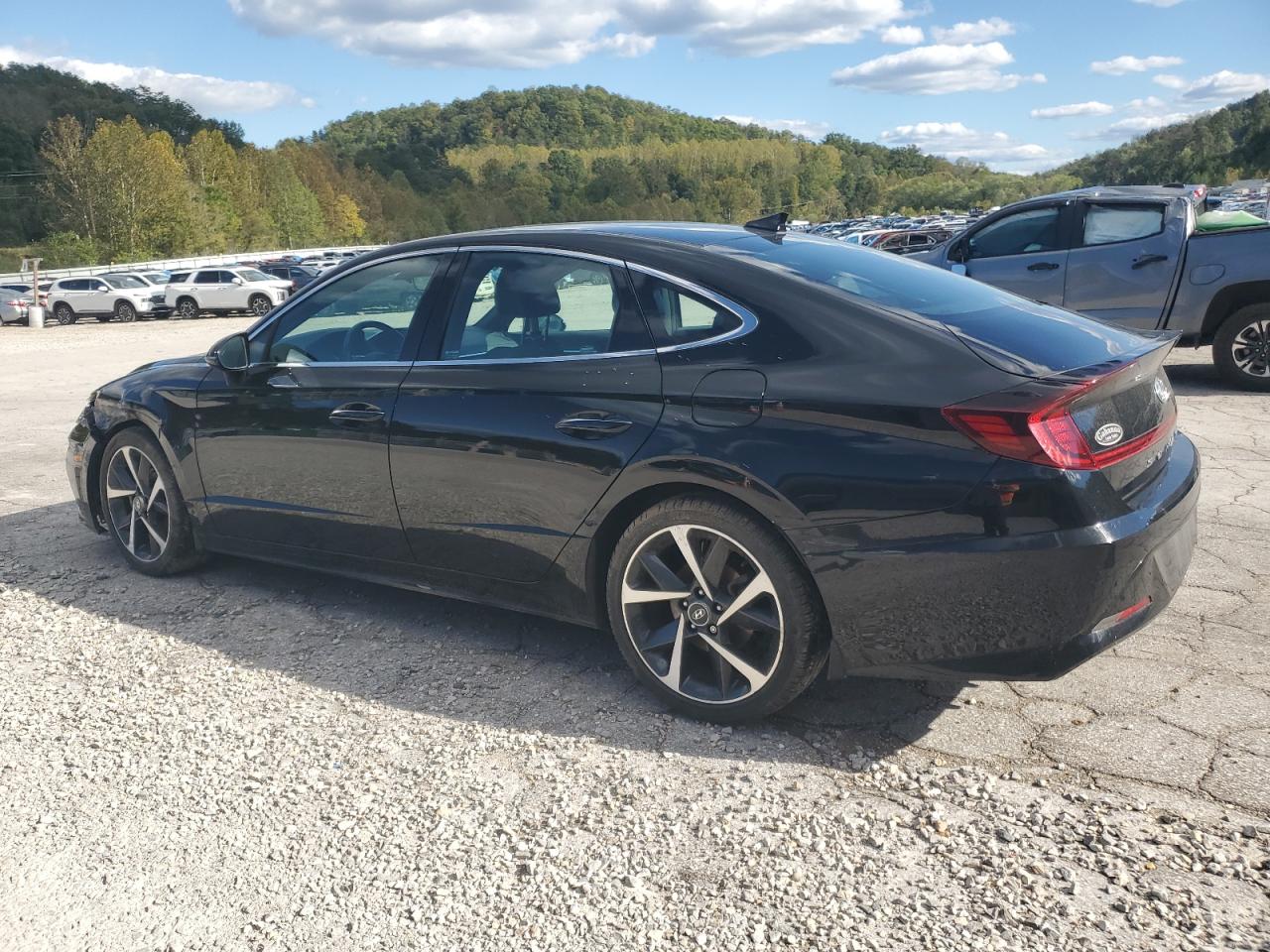 HYUNDAI SONATA SEL PLUS