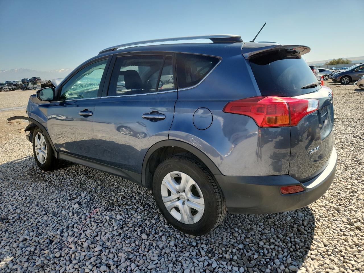 TOYOTA RAV4 LE