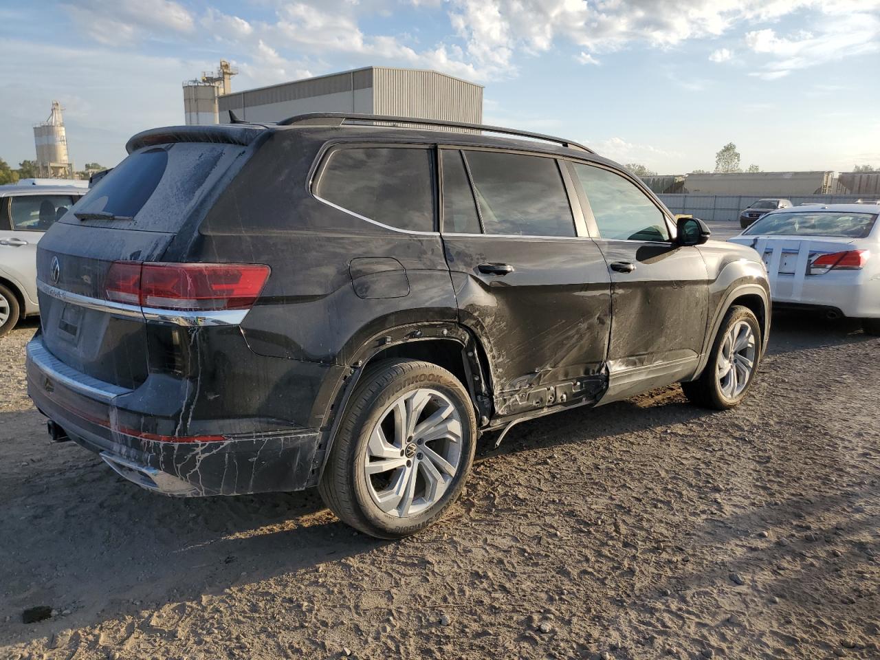 VOLKSWAGEN ATLAS SE