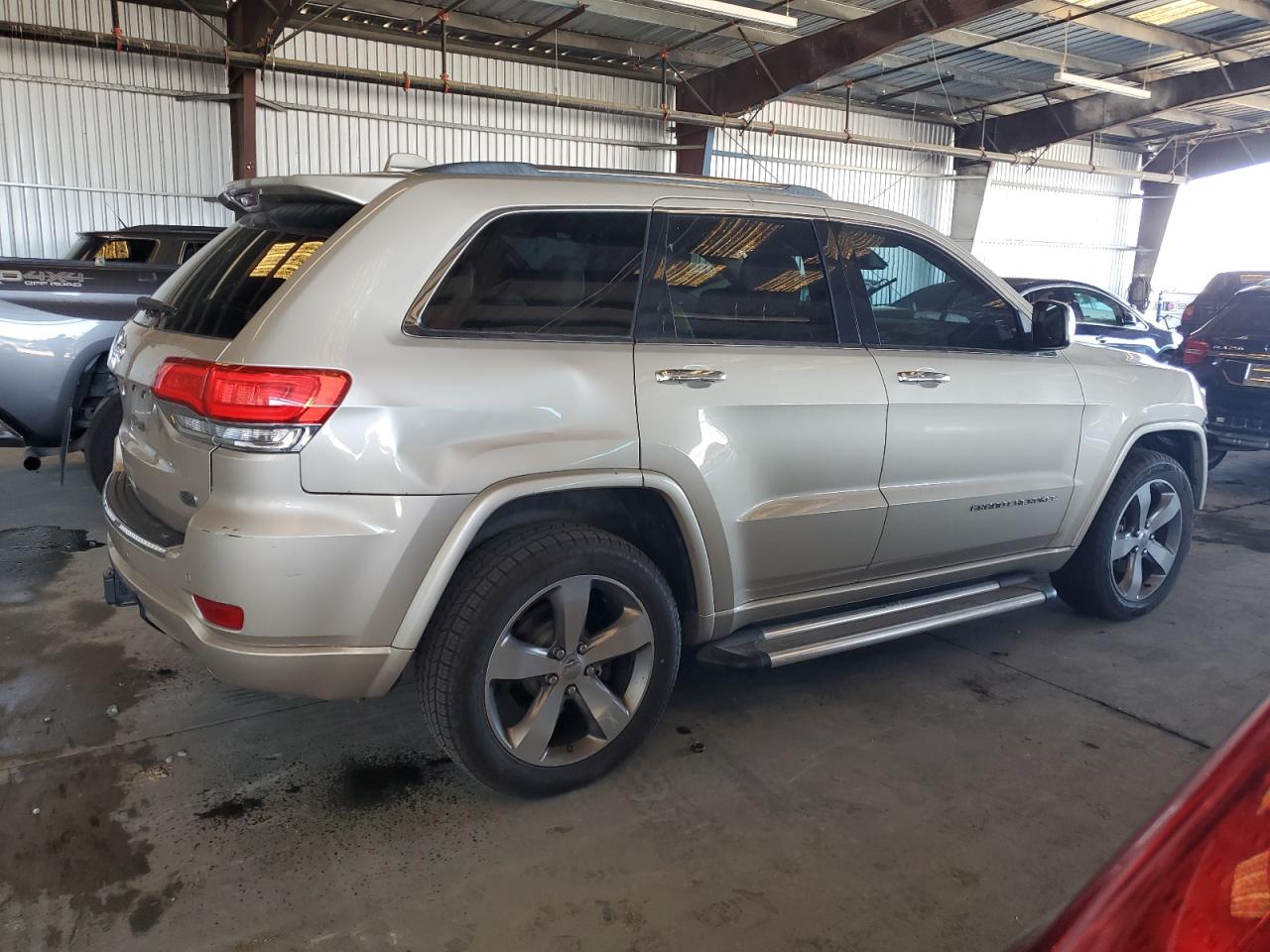 JEEP GRAND CHEROKEE OVERLAND