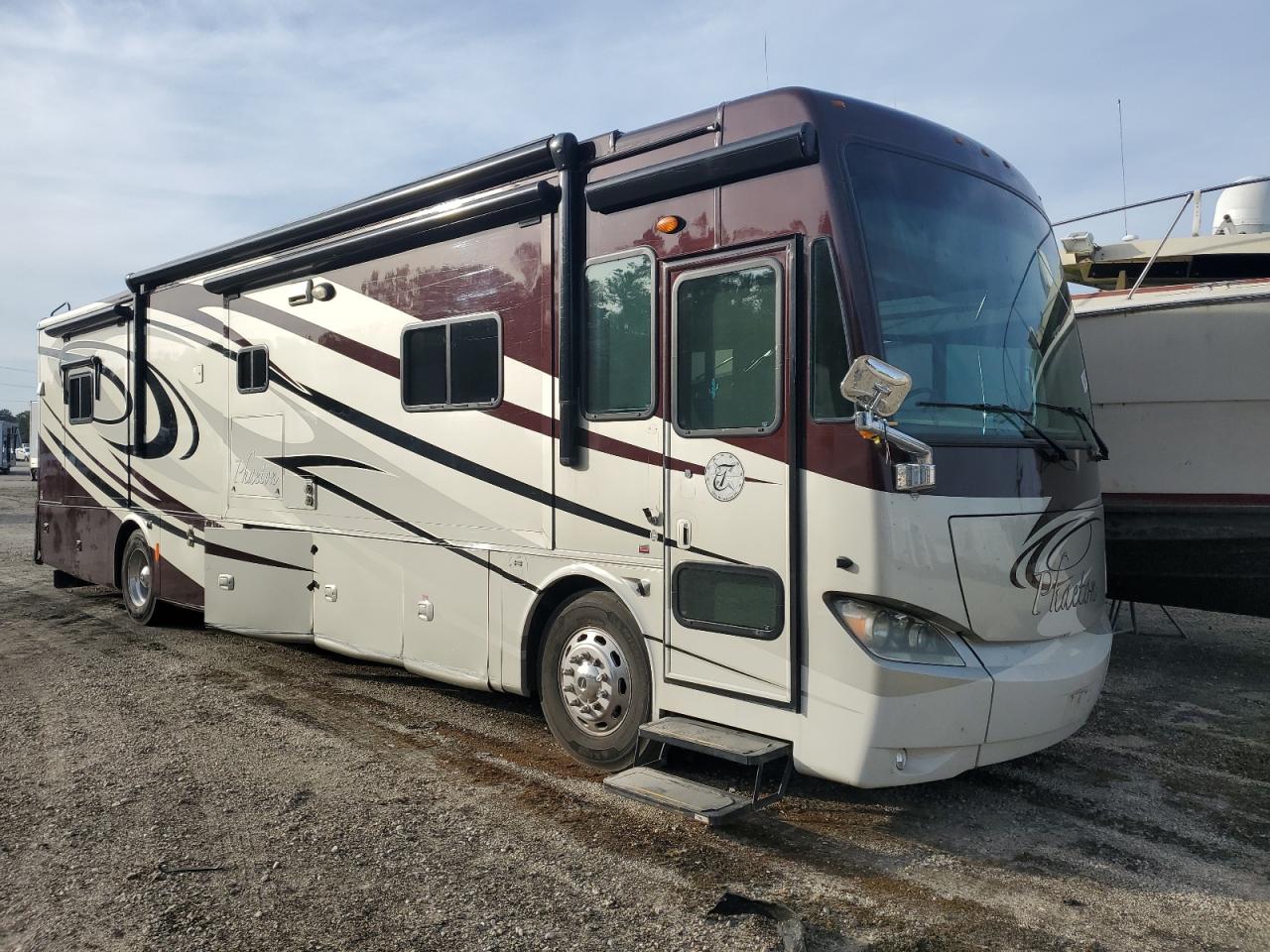 Lot #3280460155 2011 OTHE M-40QTH FREIGHTLINE