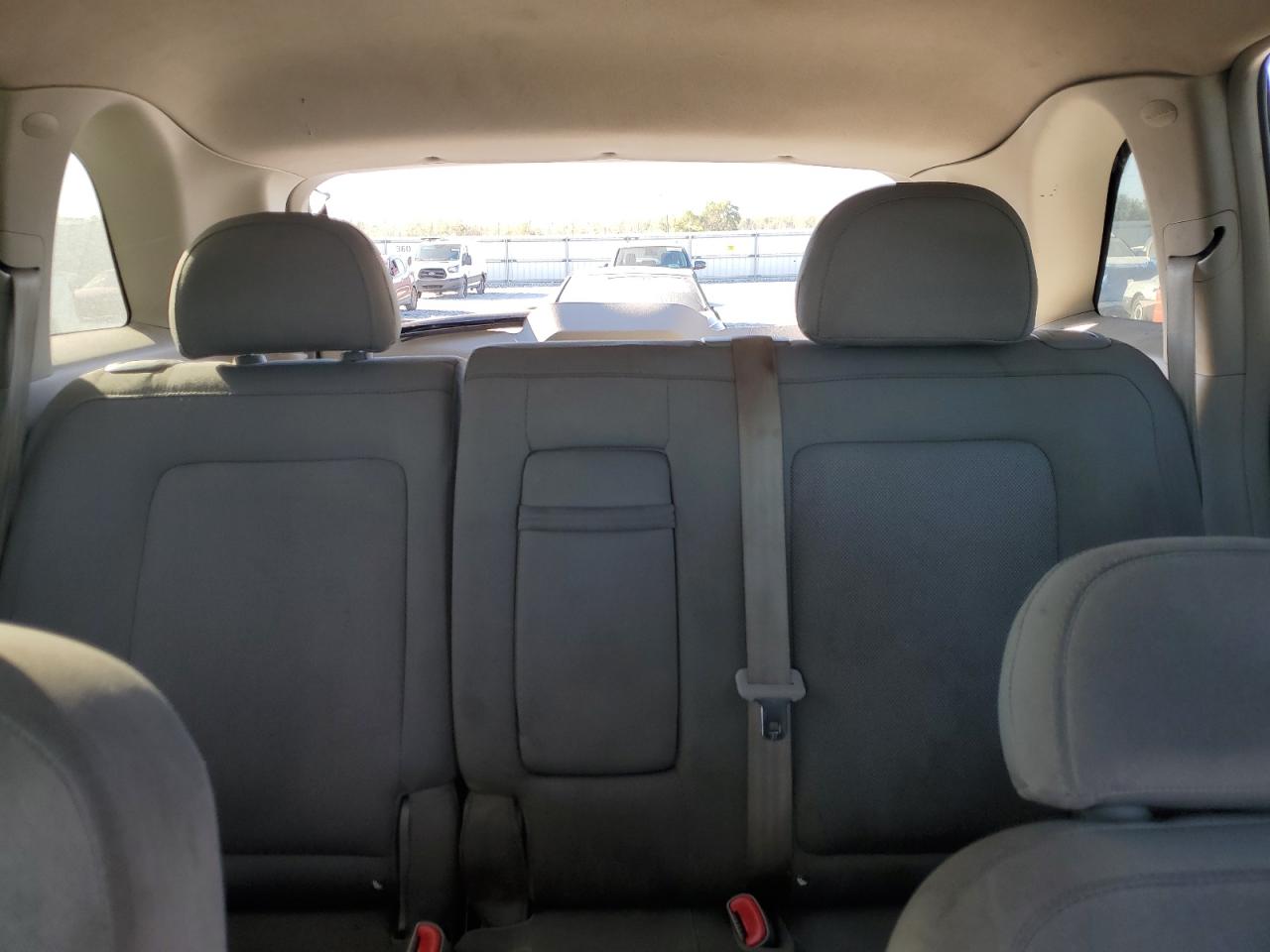 Lot #3297138510 2008 SATURN VUE XE