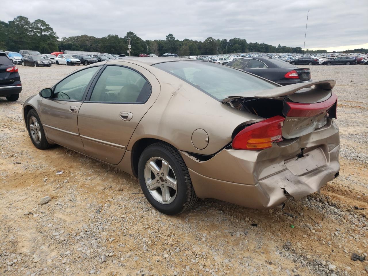 Lot #3283968827 2002 DODGE INTREPID E