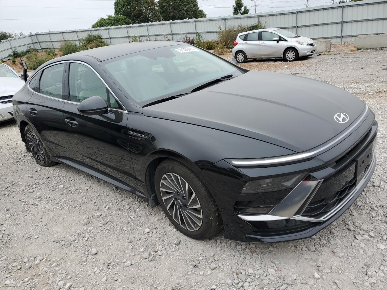 HYUNDAI SONATA HYBRID