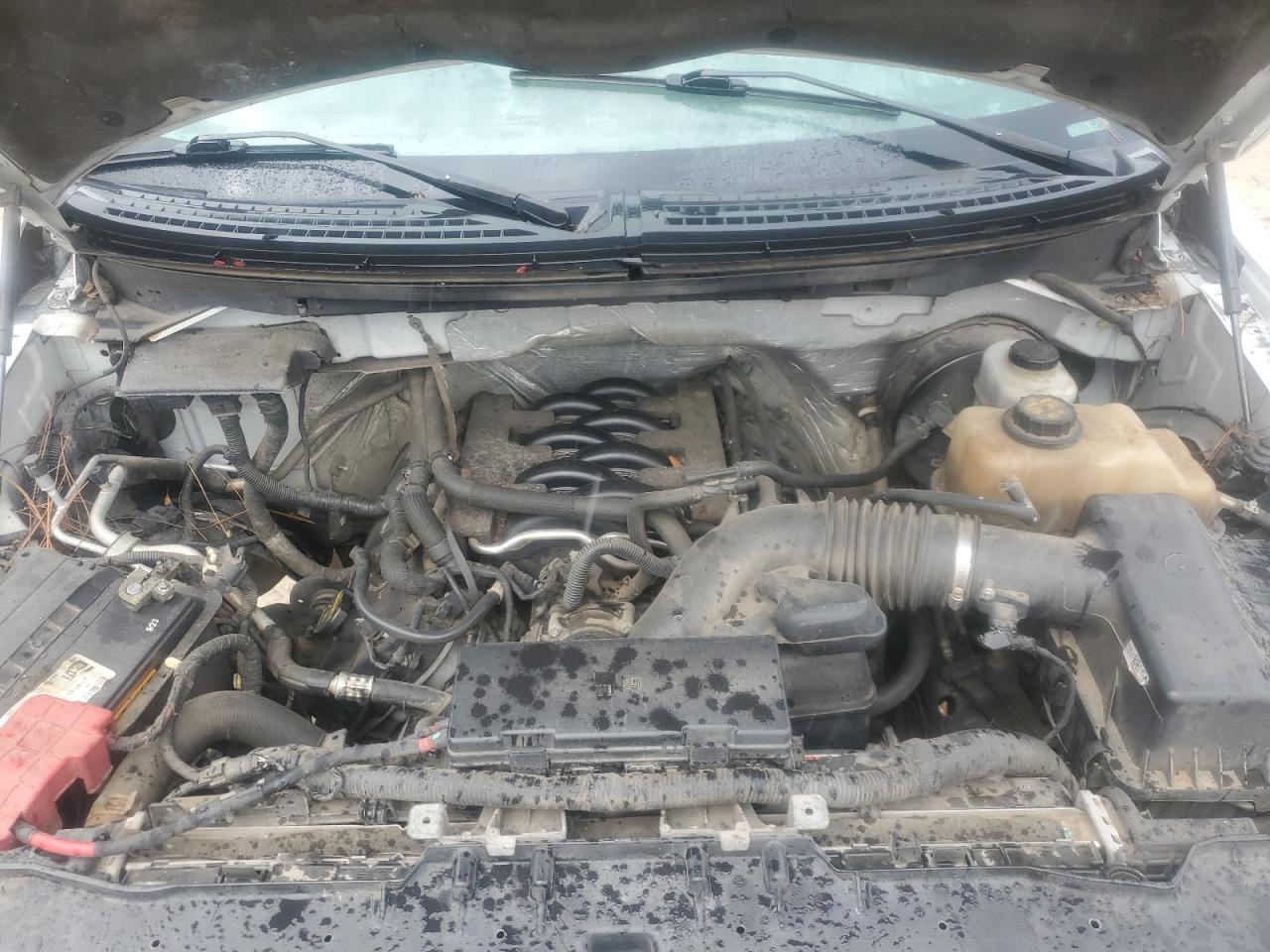 FORD F-150 SUPER CAB