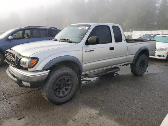 Global Auto Auctions: 2001 TOYOTA TACOMA XTR