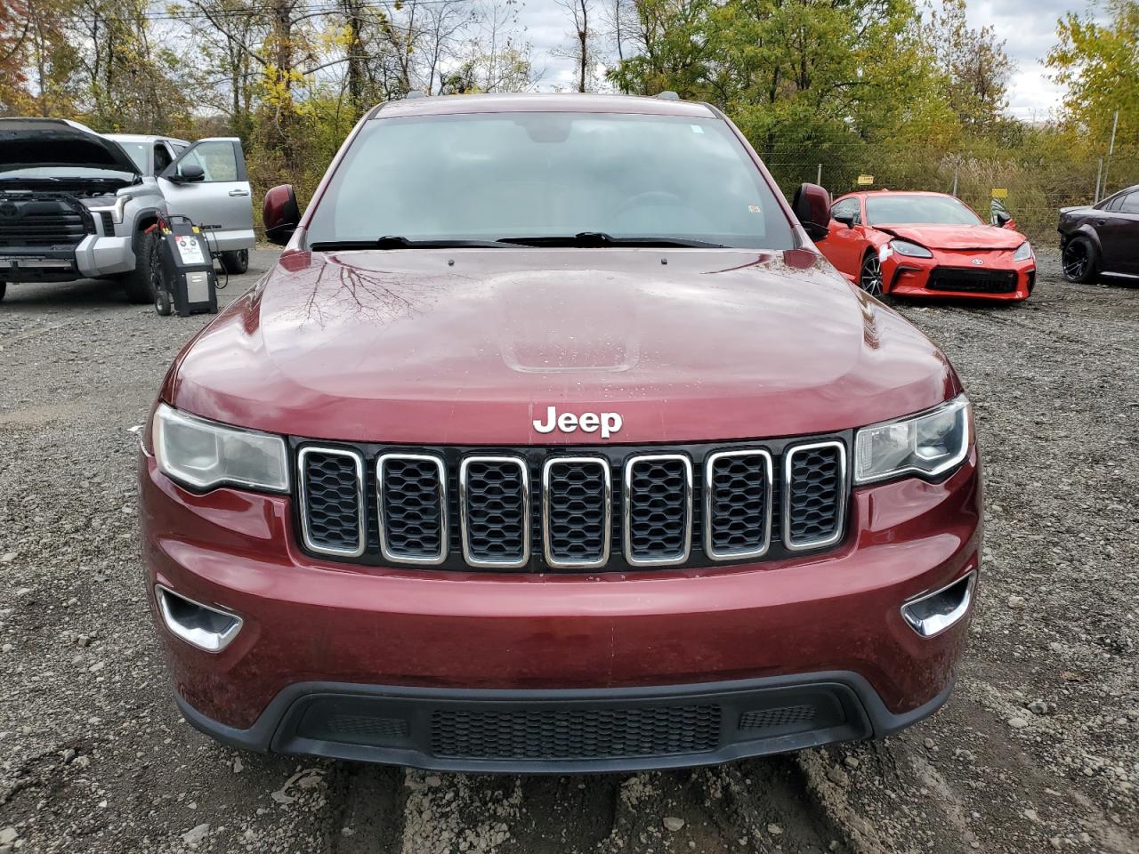 JEEP GRAND CHEROKEE LAREDO