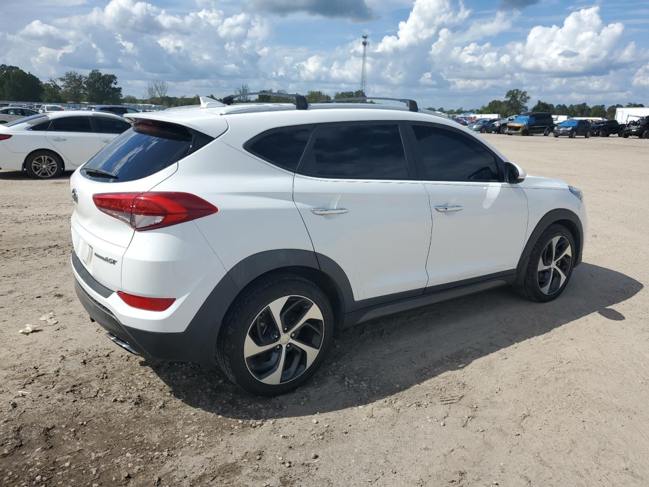 HYUNDAI TUCSON LIMITED