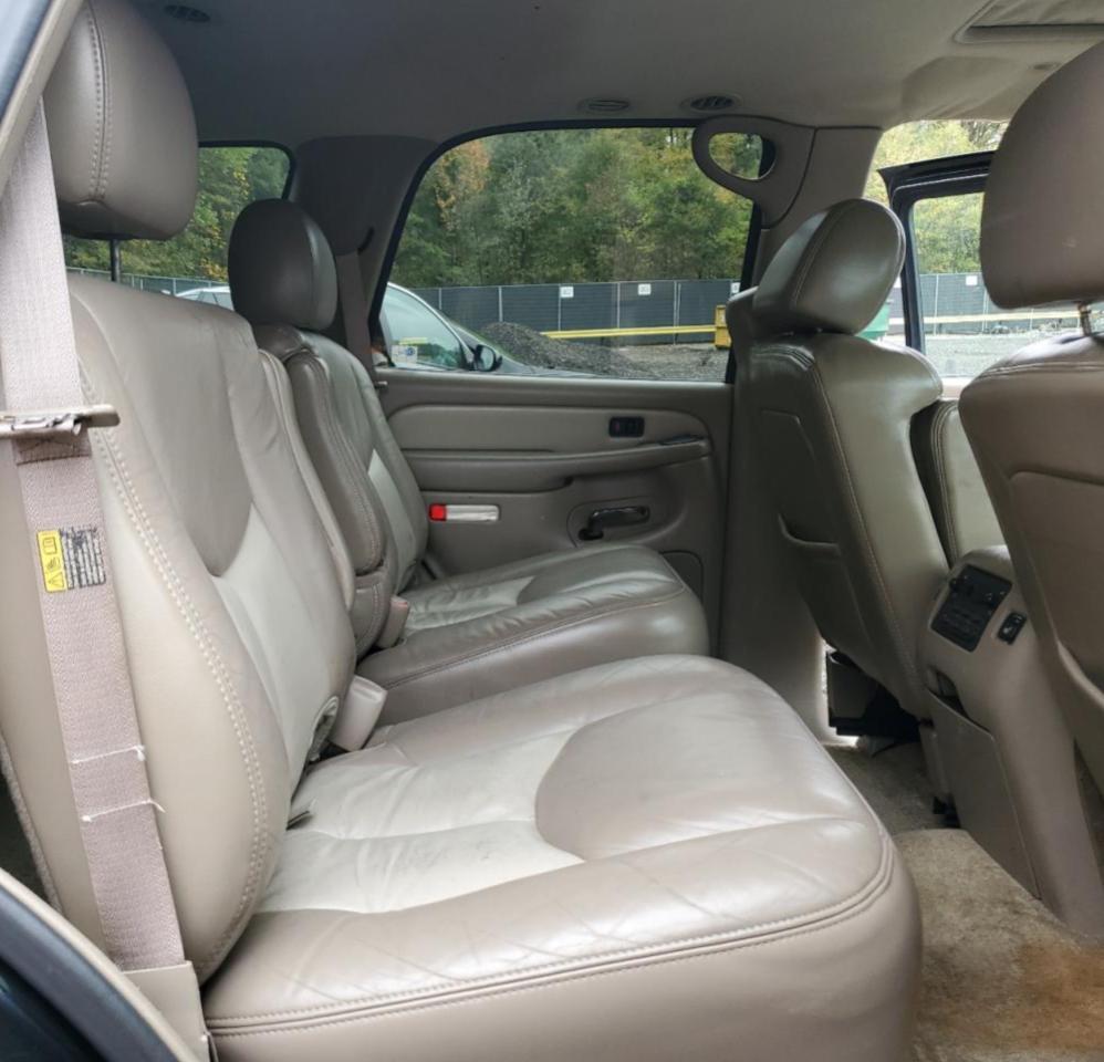 Lot #3297055493 2003 GMC YUKON DENA