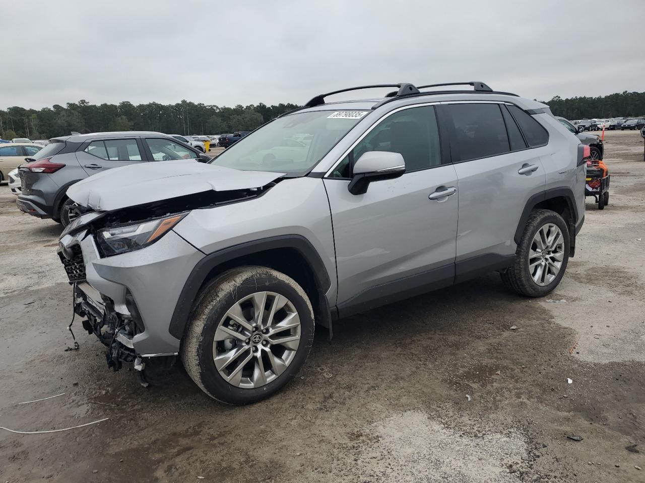 TOYOTA RAV4 XLE PREMIUM