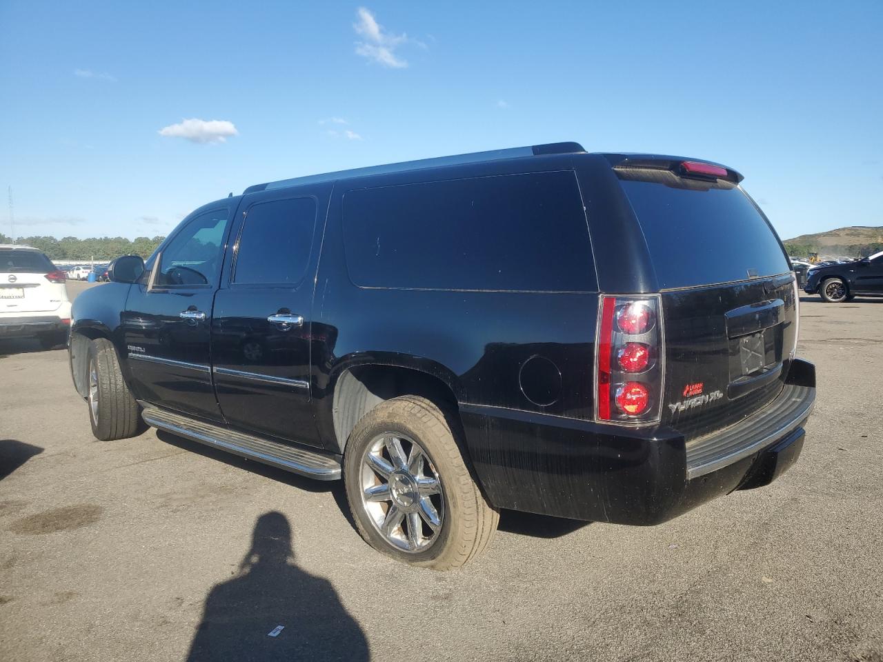 GMC YUKON DENALI