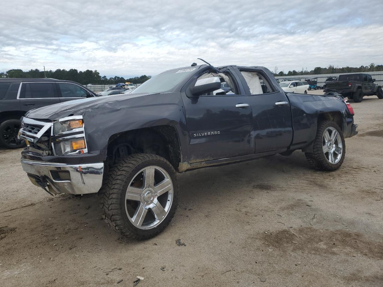CHEVROLET SILVERADO K1500 LT