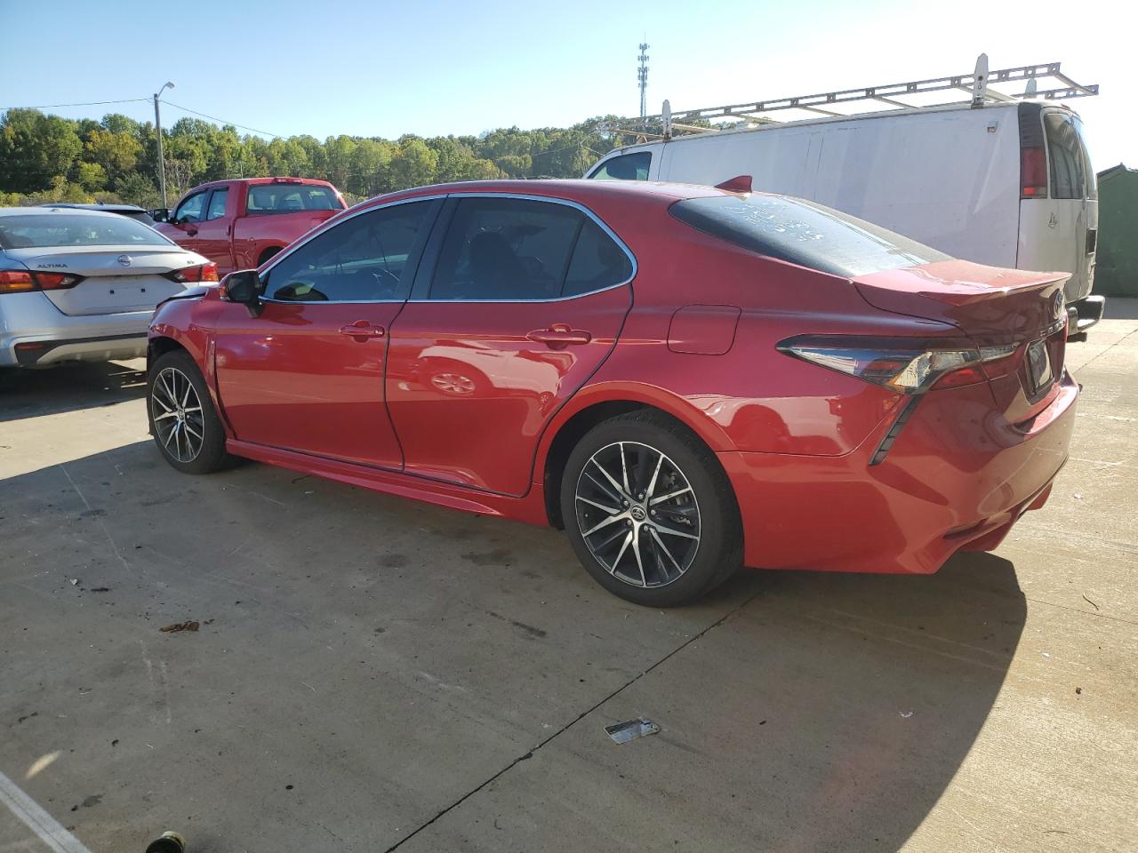 TOYOTA CAMRY SE NIGHT SHADE