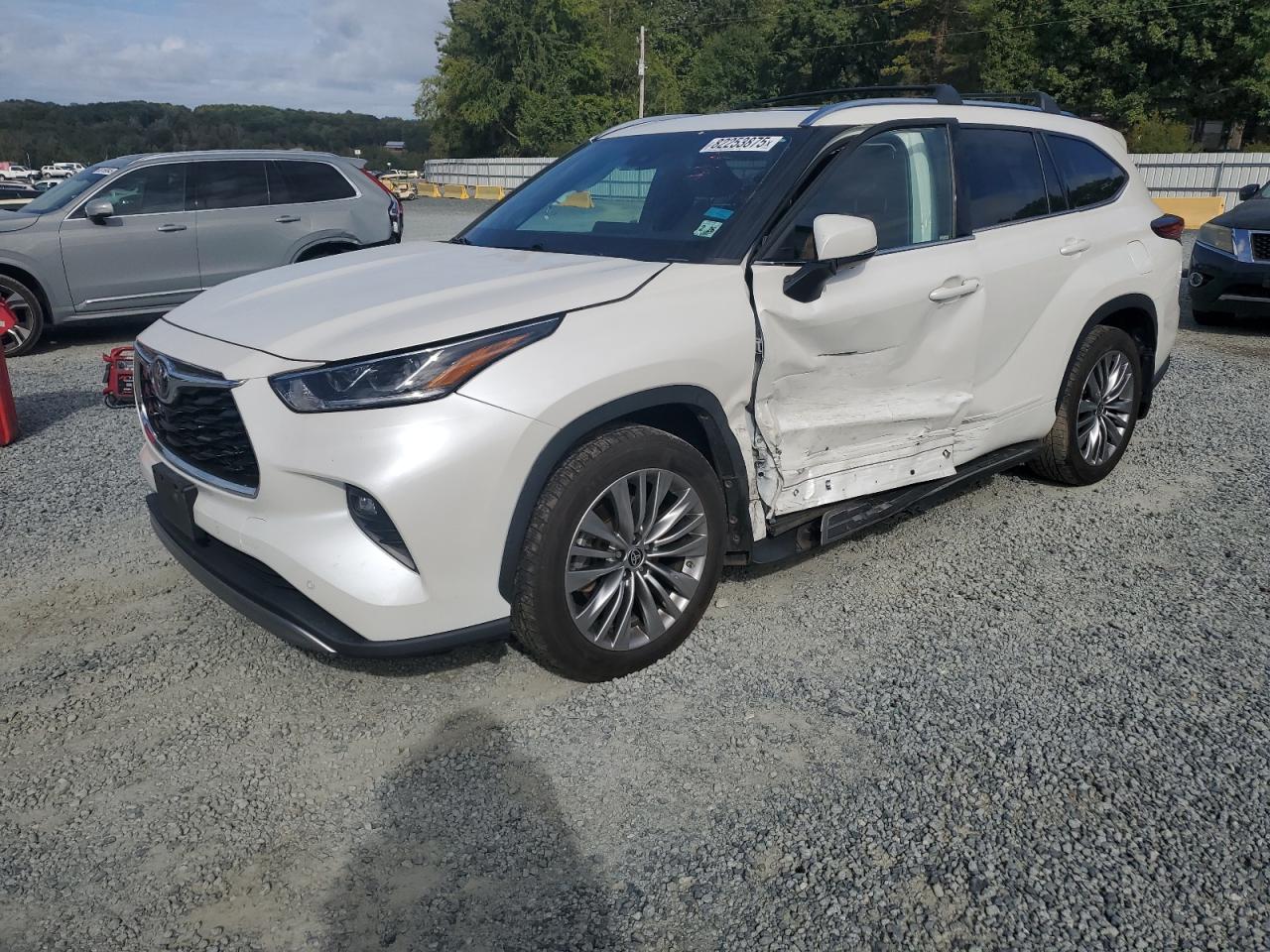 TOYOTA HIGHLANDER PLATINUM