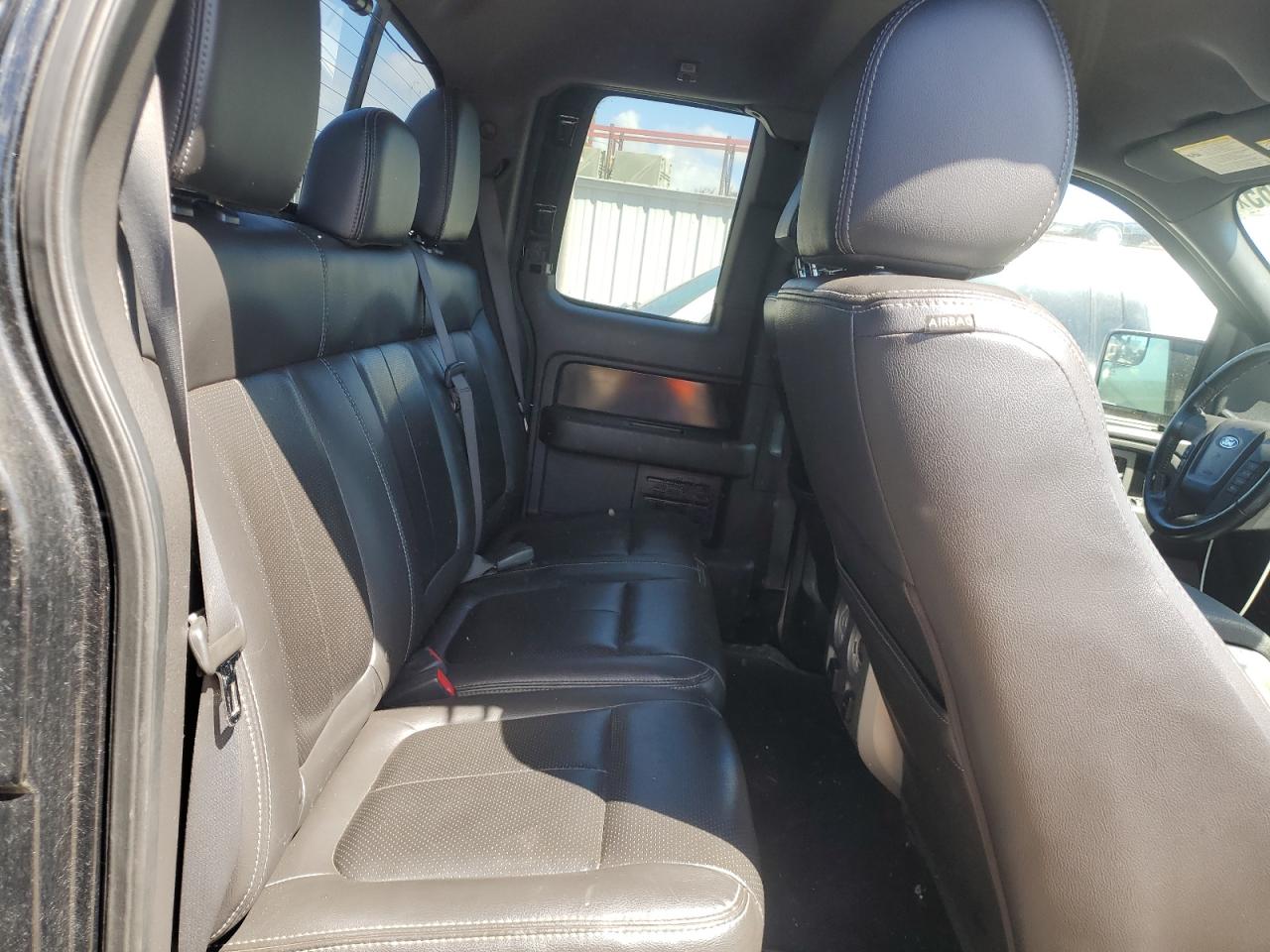 FORD F-150 SUPER CAB