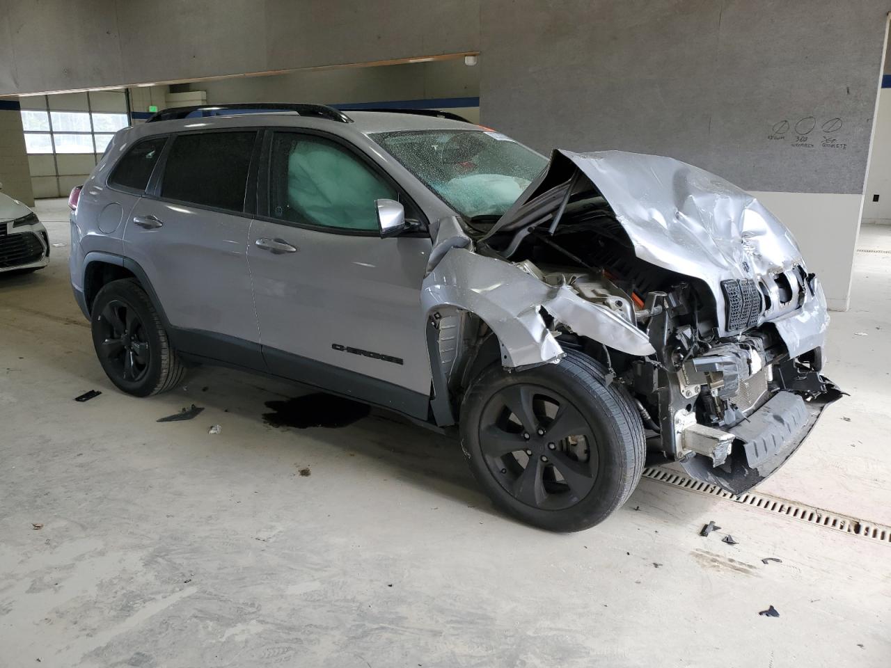 JEEP GRAND CHEROKEE LATITUDE PLUS