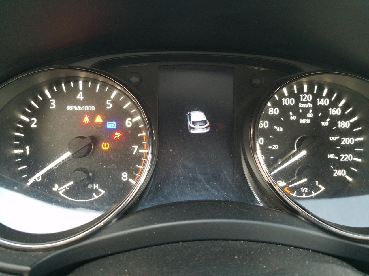 NISSAN ROGUE SPORT S