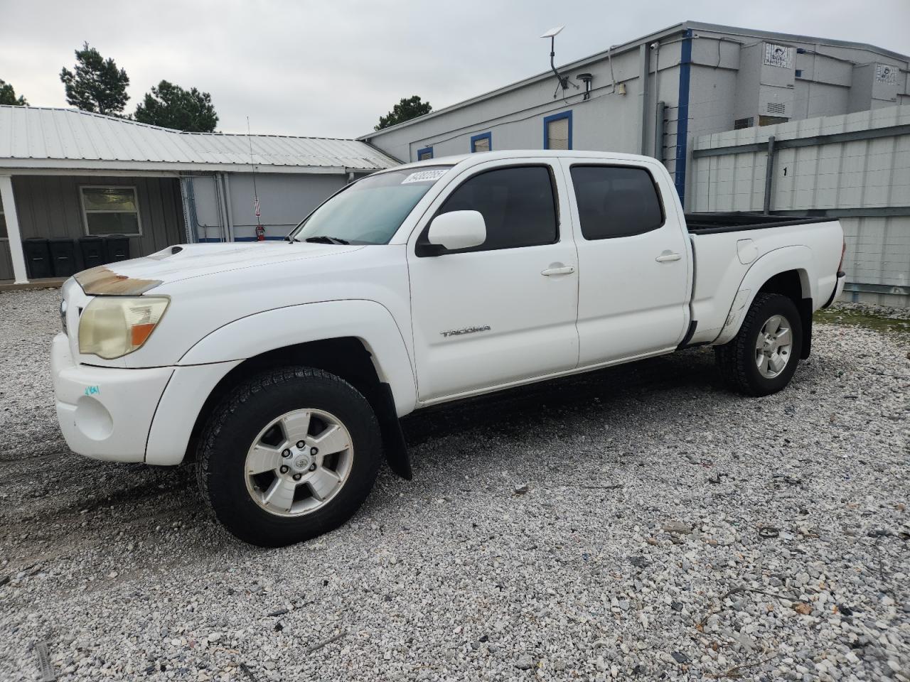  Salvage Toyota Tacoma