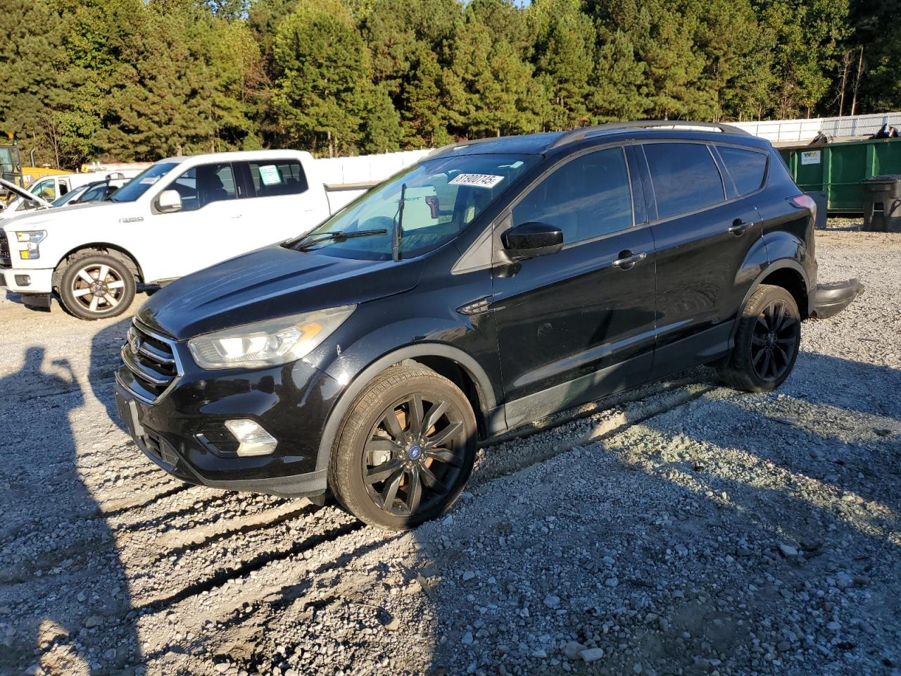 FORD ESCAPE SE