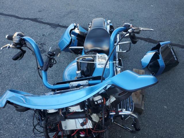 2011 HARLEY-DAVIDSON FLHTK - 1HD1KEM17BB639318