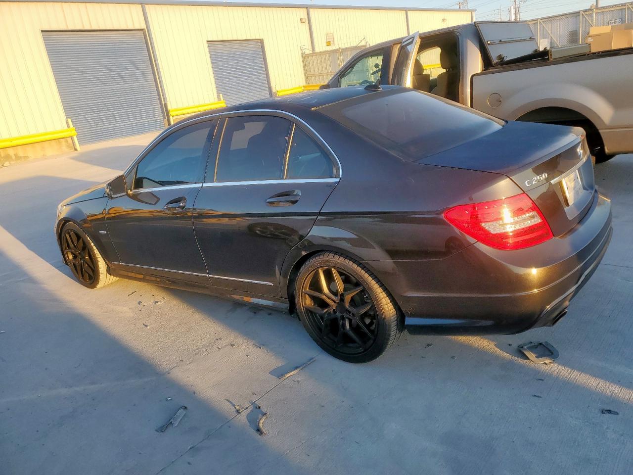 MERCEDES-BENZ C-CLASS 250