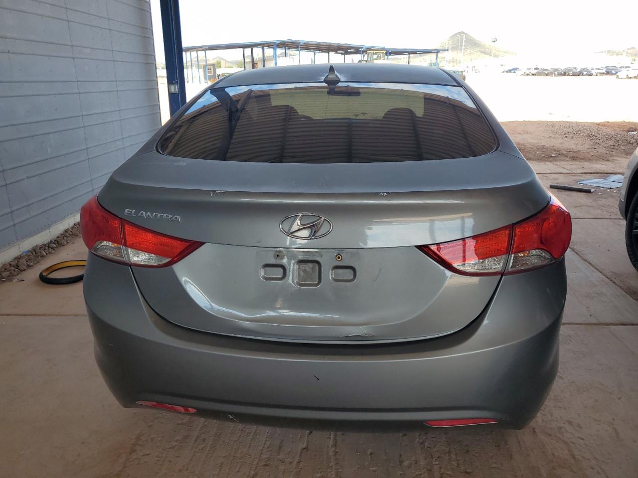 HYUNDAI ELANTRA GLS
