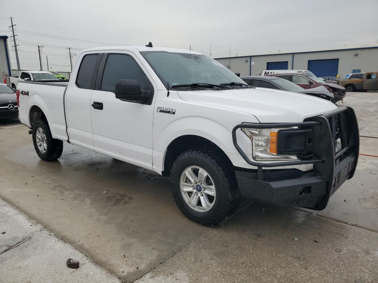 FORD F-150 SUPER CAB