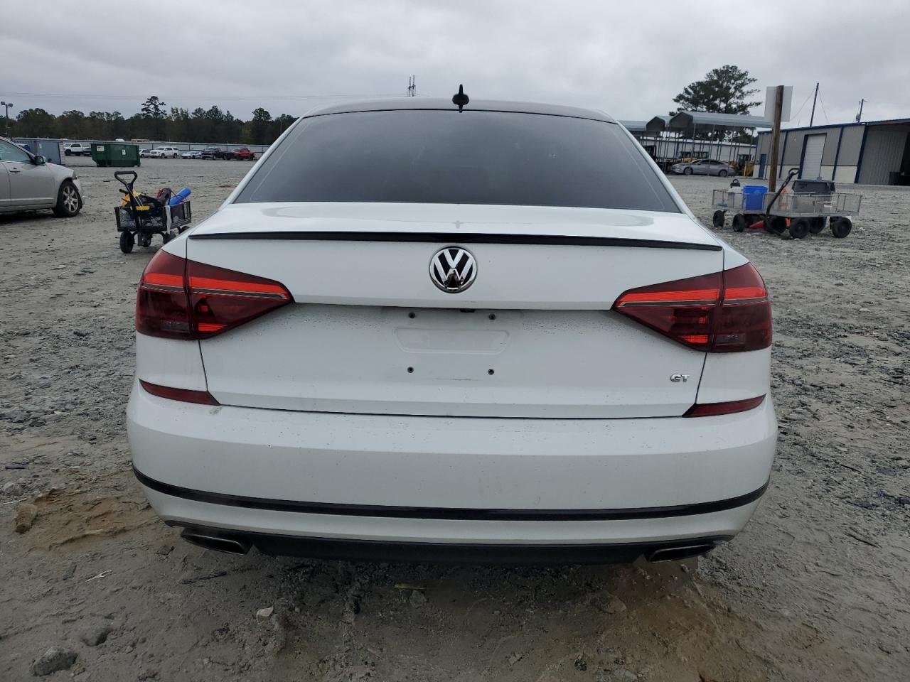 VOLKSWAGEN PASSAT GT