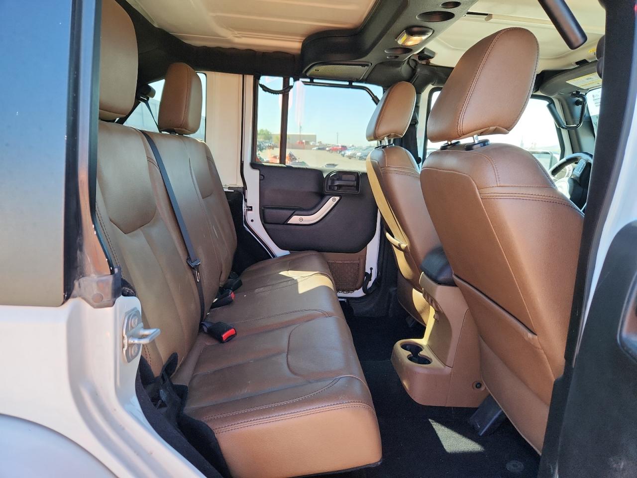 JEEP WRANGLER SAHARA