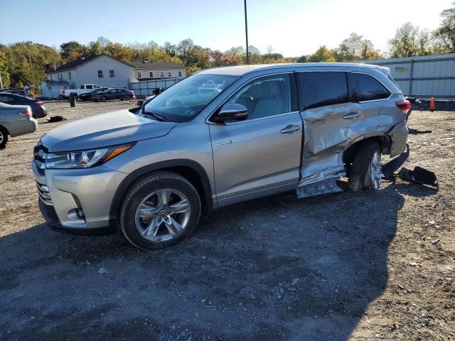 TOYOTA HIGHLANDER