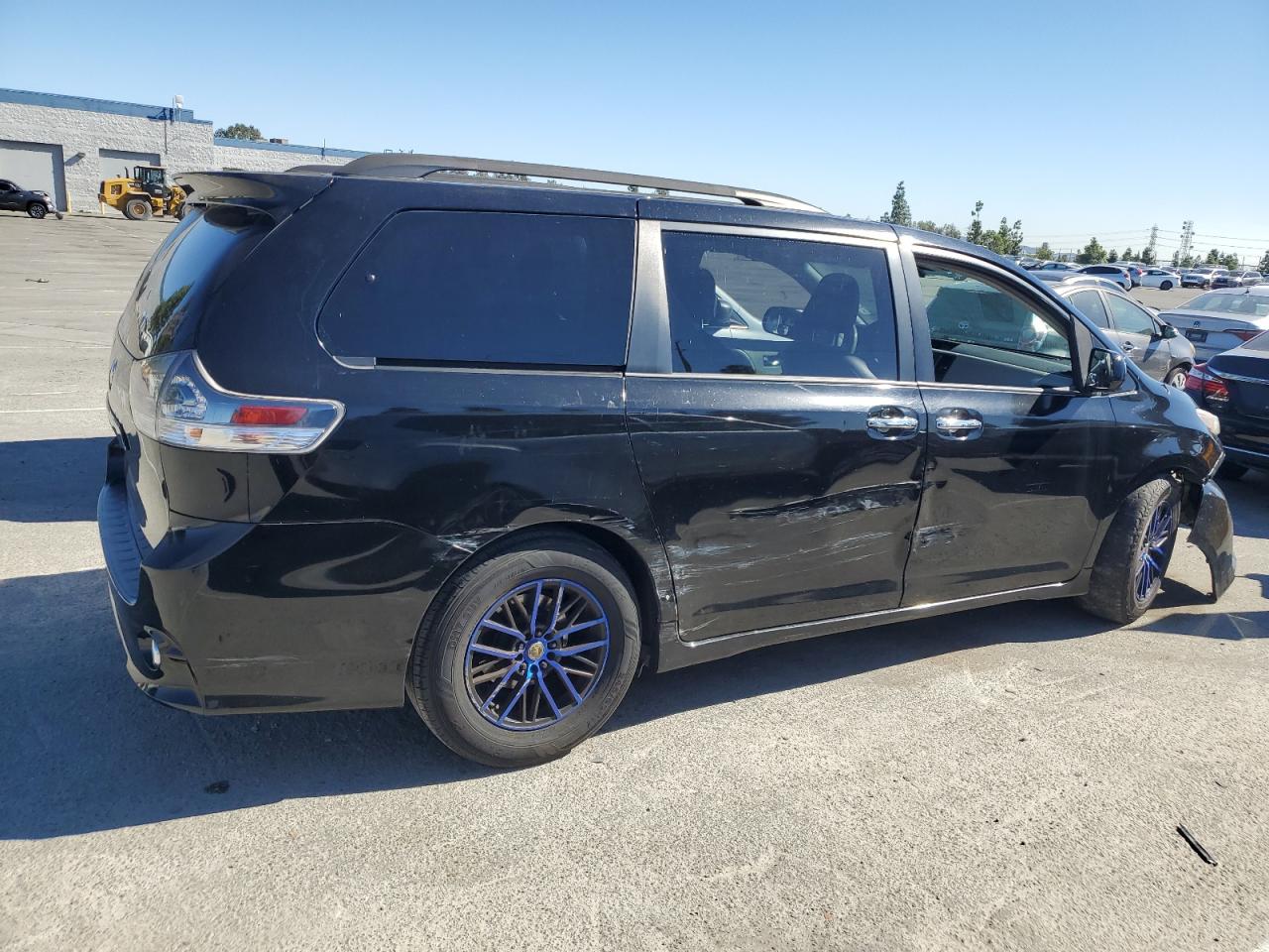 TOYOTA SIENNA SPORT