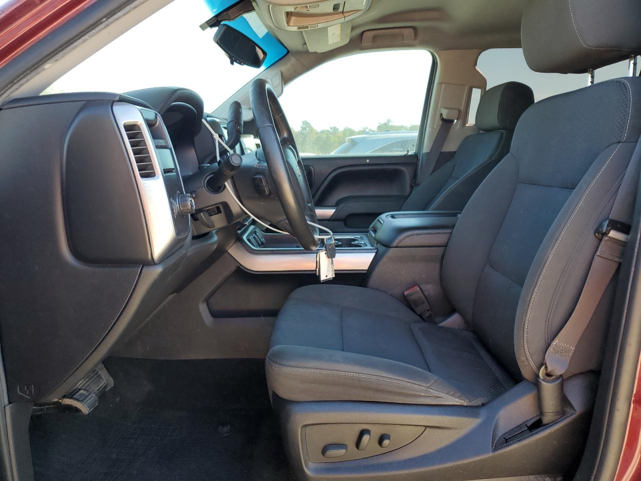 CHEVROLET SILVERADO C1500 LT