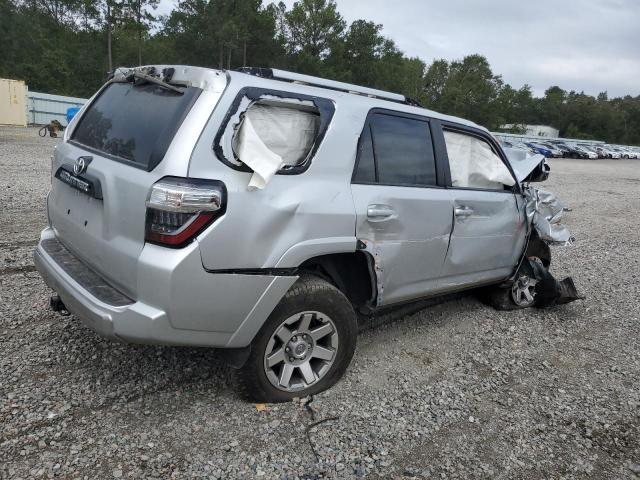 2016 TOYOTA 4RUNNER SR - JTEBU5JR4G5396305