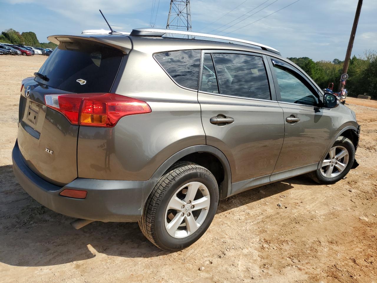 TOYOTA RAV4 XLE