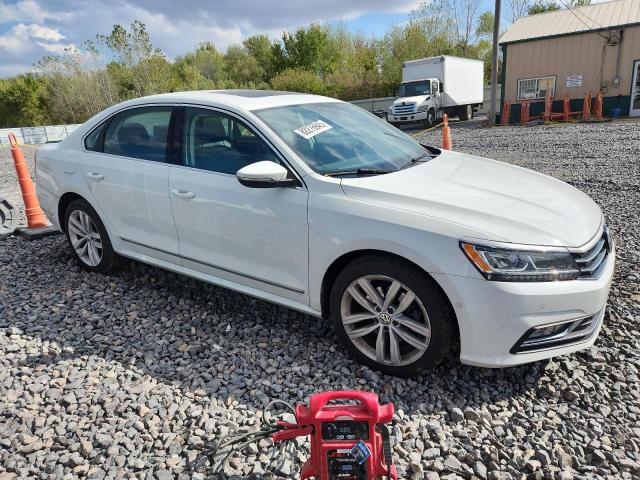 2018 VOLKSWAGEN PASSAT SEL 1VWCA7A35JC004652
