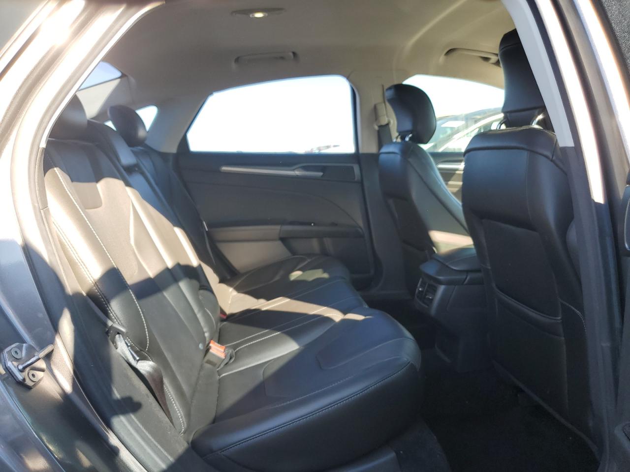 FORD FUSION TITANIUM