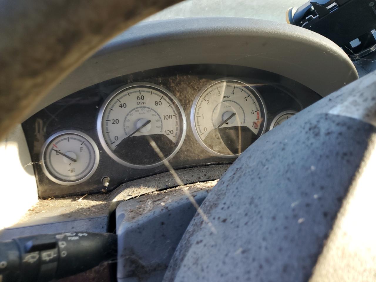 CHRYSLER TOWN & COUNTRY LX