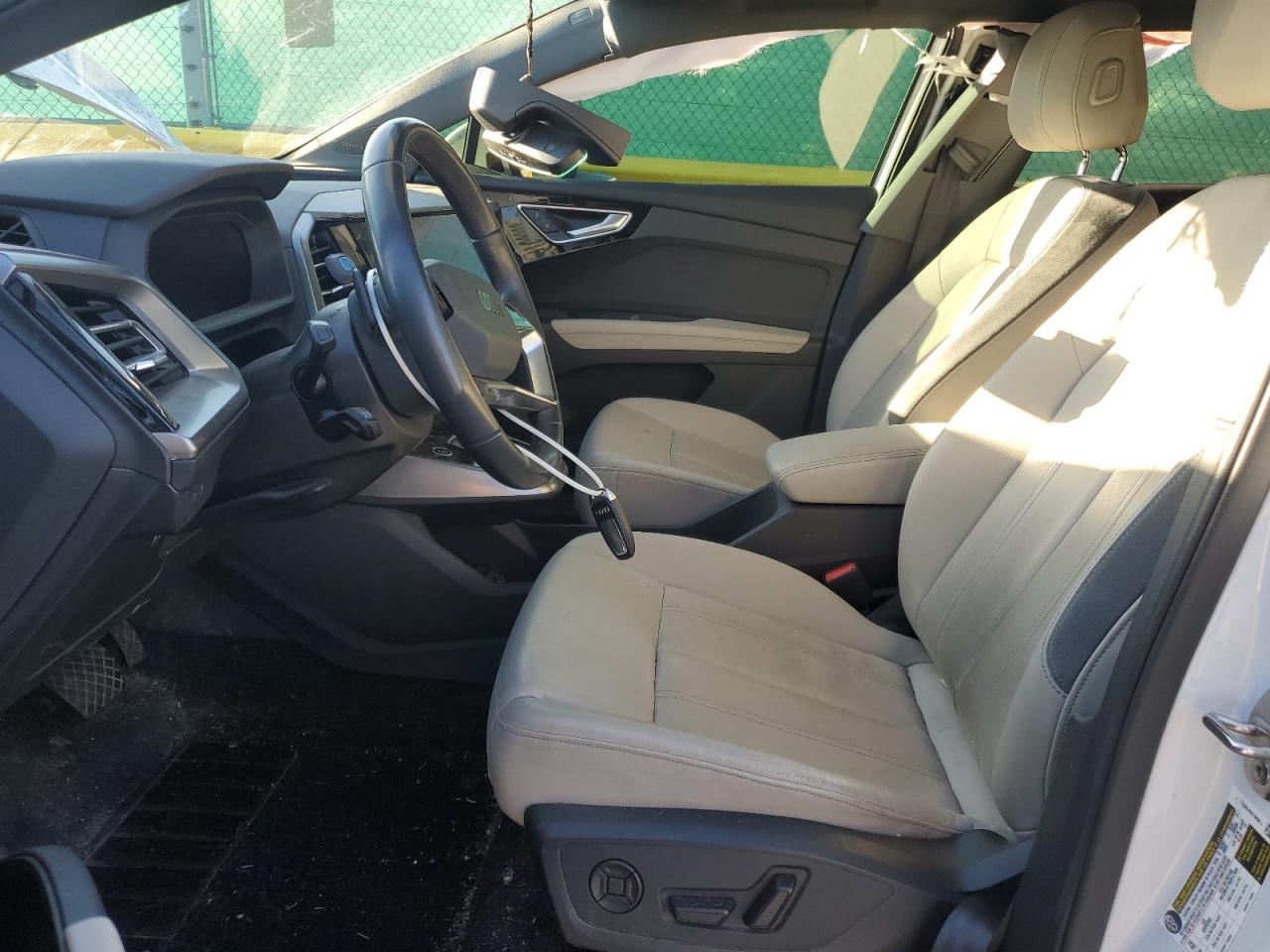 AUDI E-TRON PRESTIGE