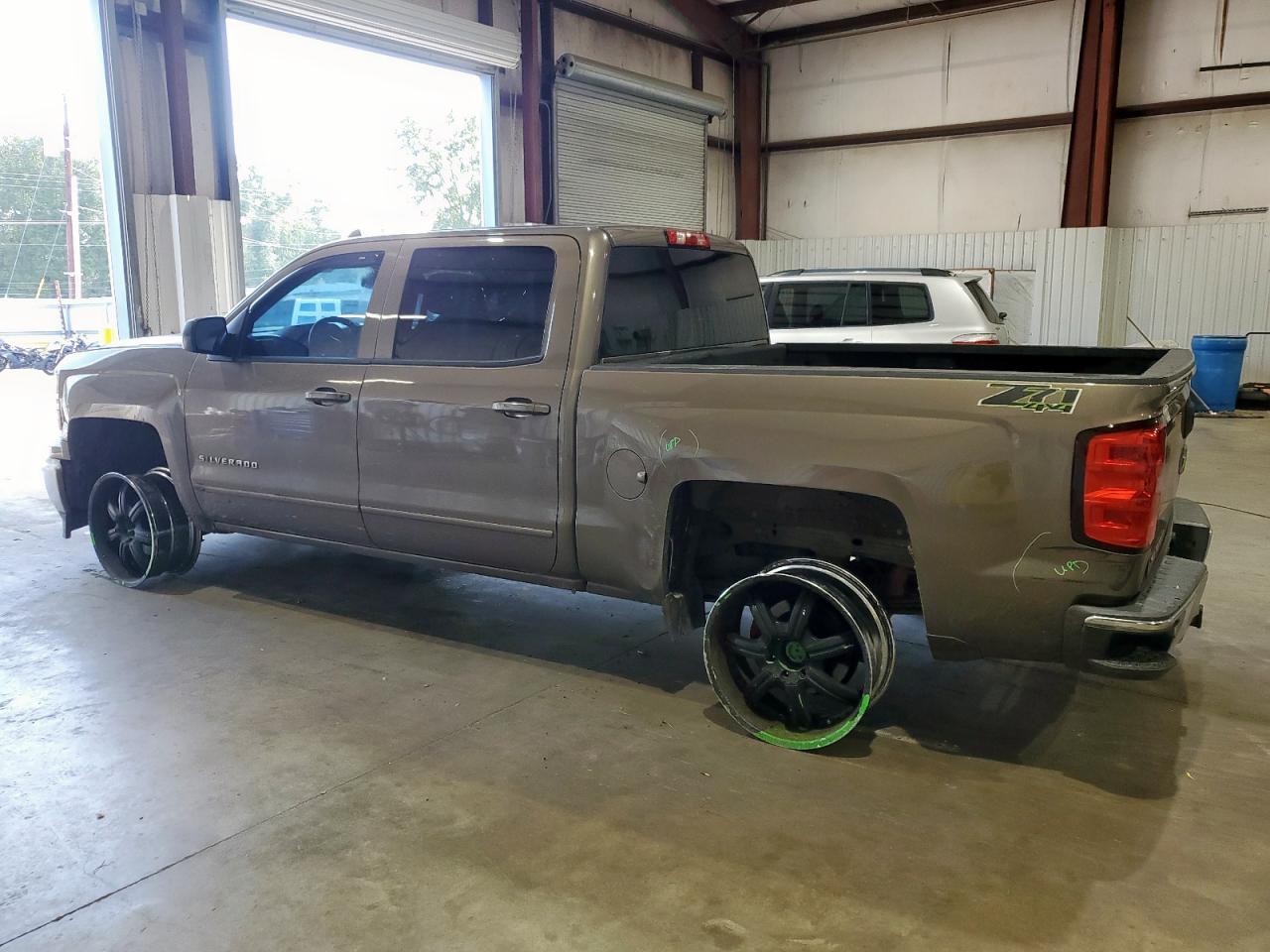 CHEVROLET SILVERADO K1500 LT
