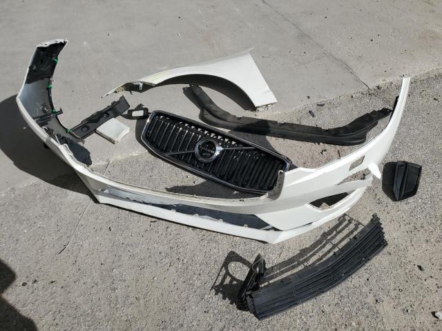 2019 VOLVO XC60 T5 MO LYV102DK8KB202716