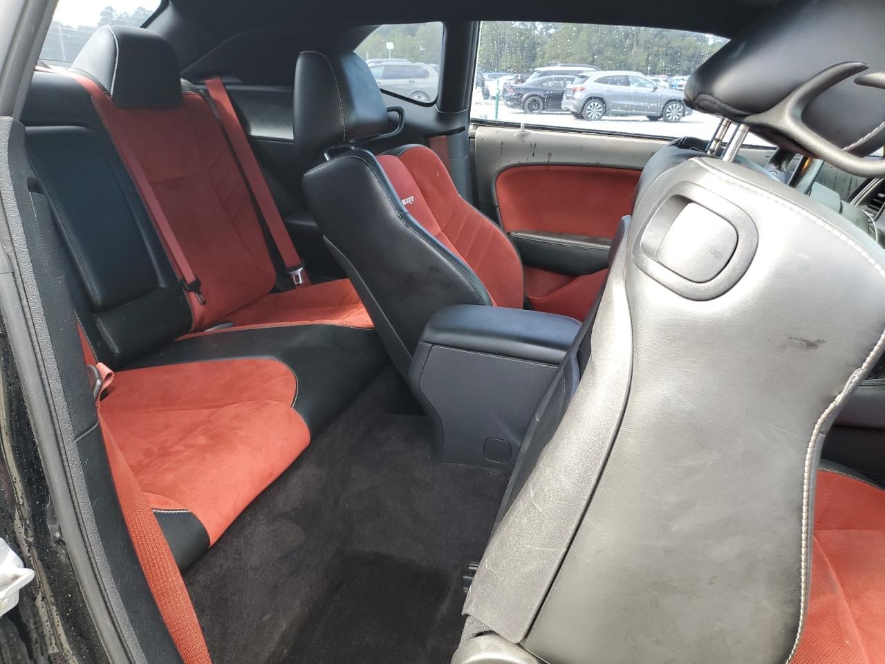 DODGE CHALLENGER SRT HELLCAT