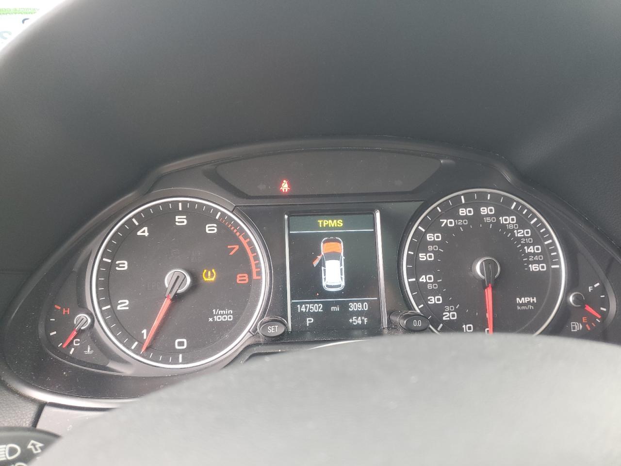 AUDI Q5 PREMIUM PLUS