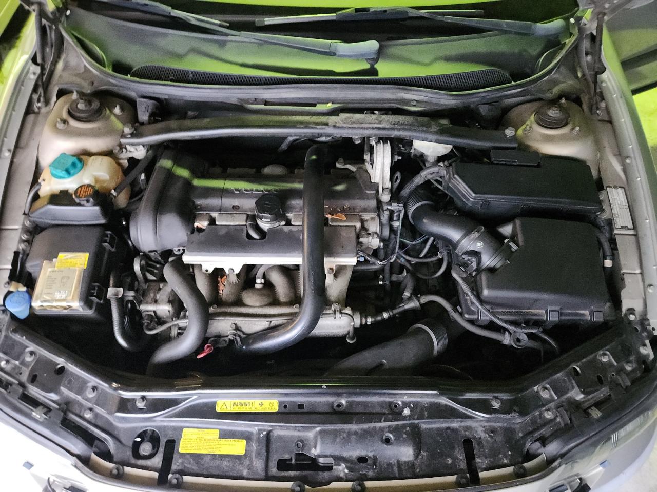 Lot #3273991811 2003 VOLVO S60 2.5T