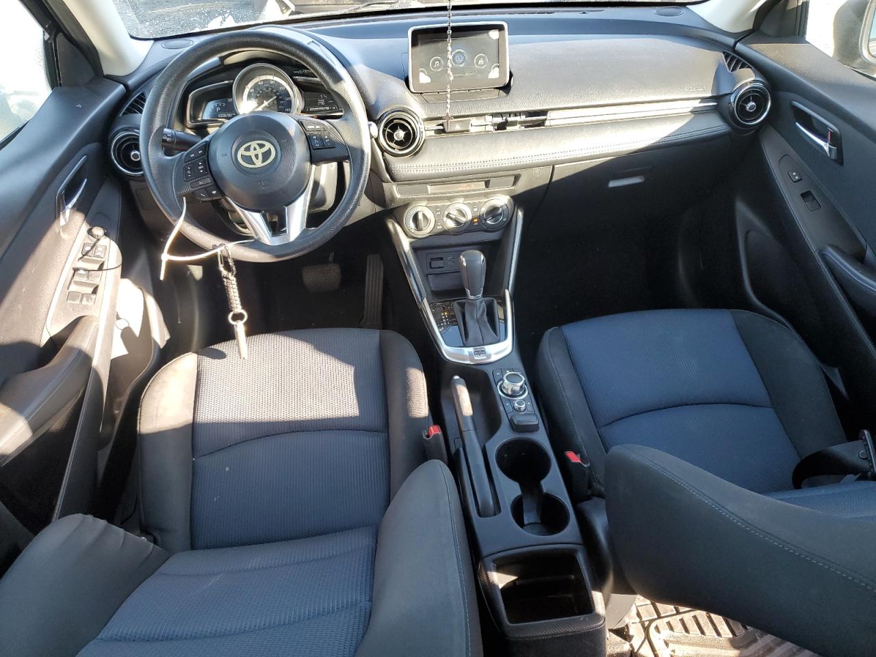 TOYOTA YARIS IA