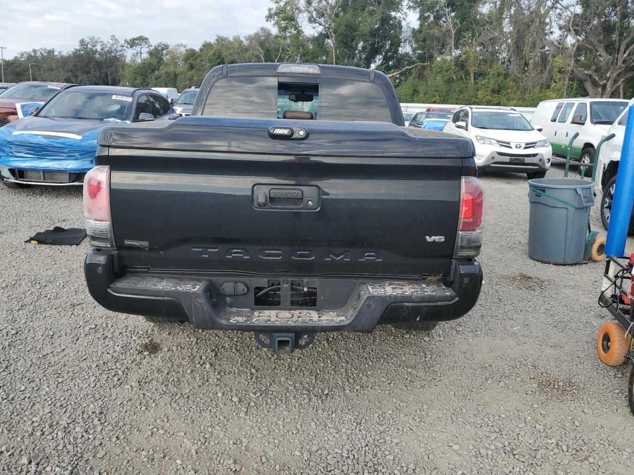 TOYOTA TACOMA DOUBLE CAB