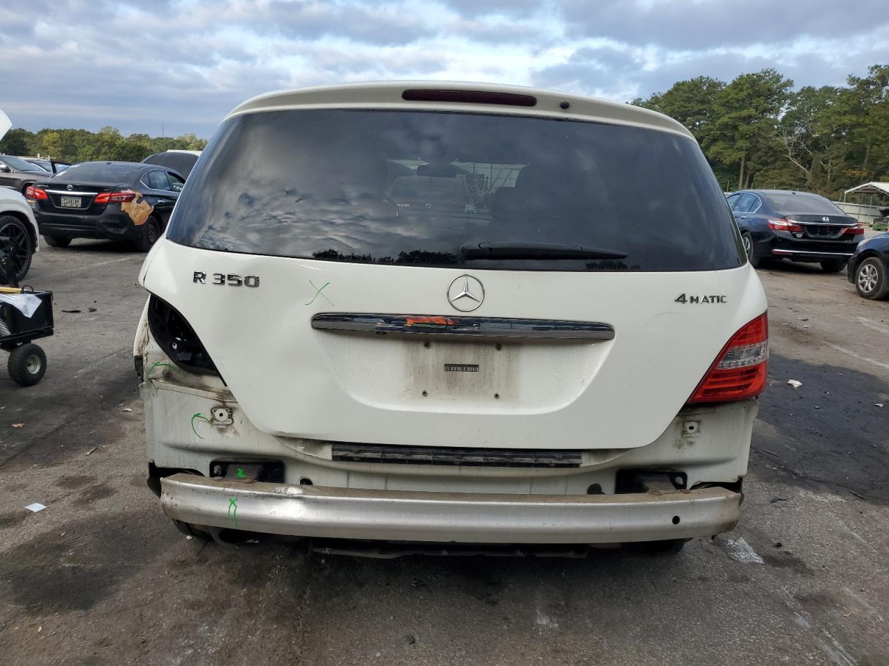 MERCEDES-BENZ R-CLASS 350 4MATIC