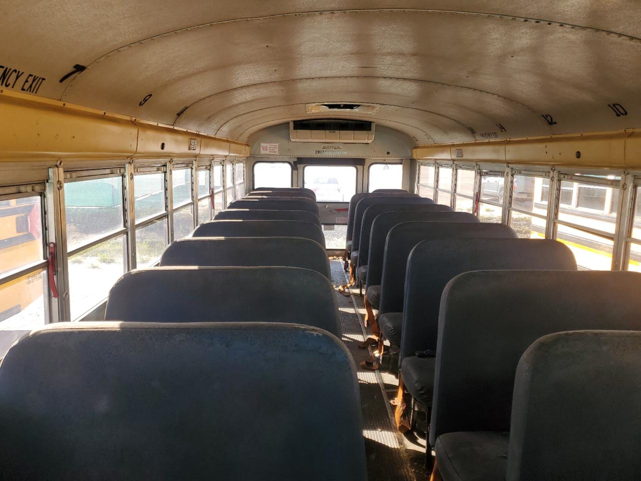 Lot #3273851177 2004 IC CORPORATION CE SERIES SCHOOL