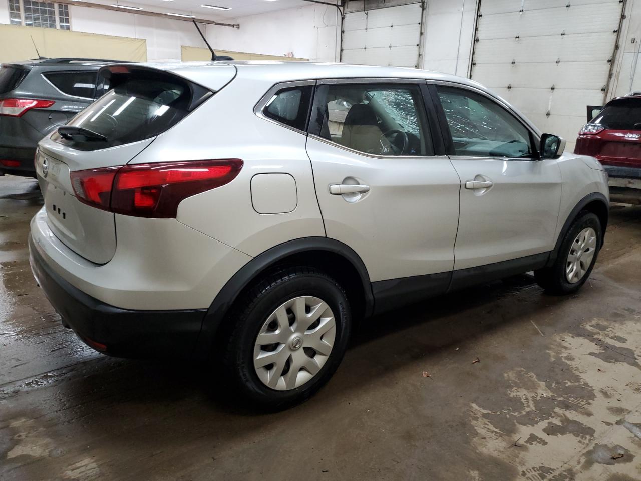 NISSAN ROGUE SPORT S