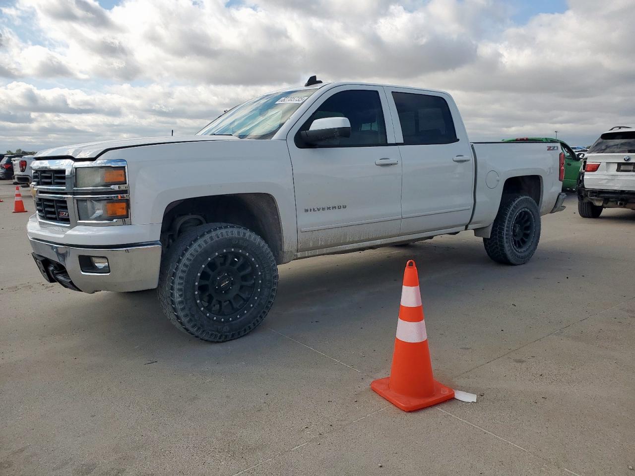 CHEVROLET SILVERADO K1500 LT