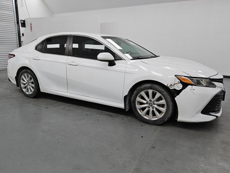 2018 TOYOTA CAMRY L - 4T1B11HK9JU615816